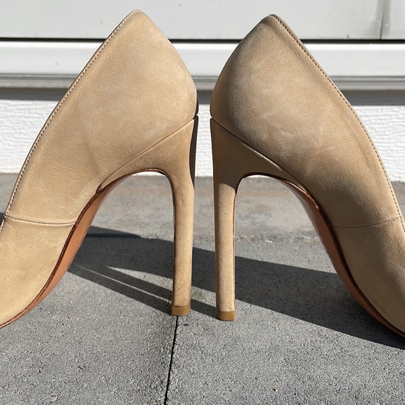 Stuart Weitzman suede heels - Picture 9 of 12
